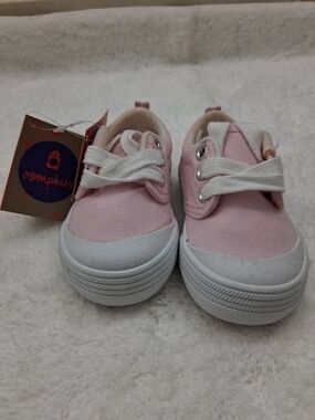 Oomphies Kids Pink Canvas Sneakers